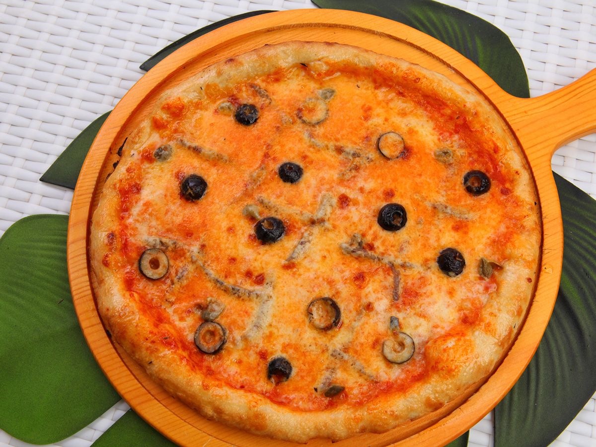Anchovy Pizza