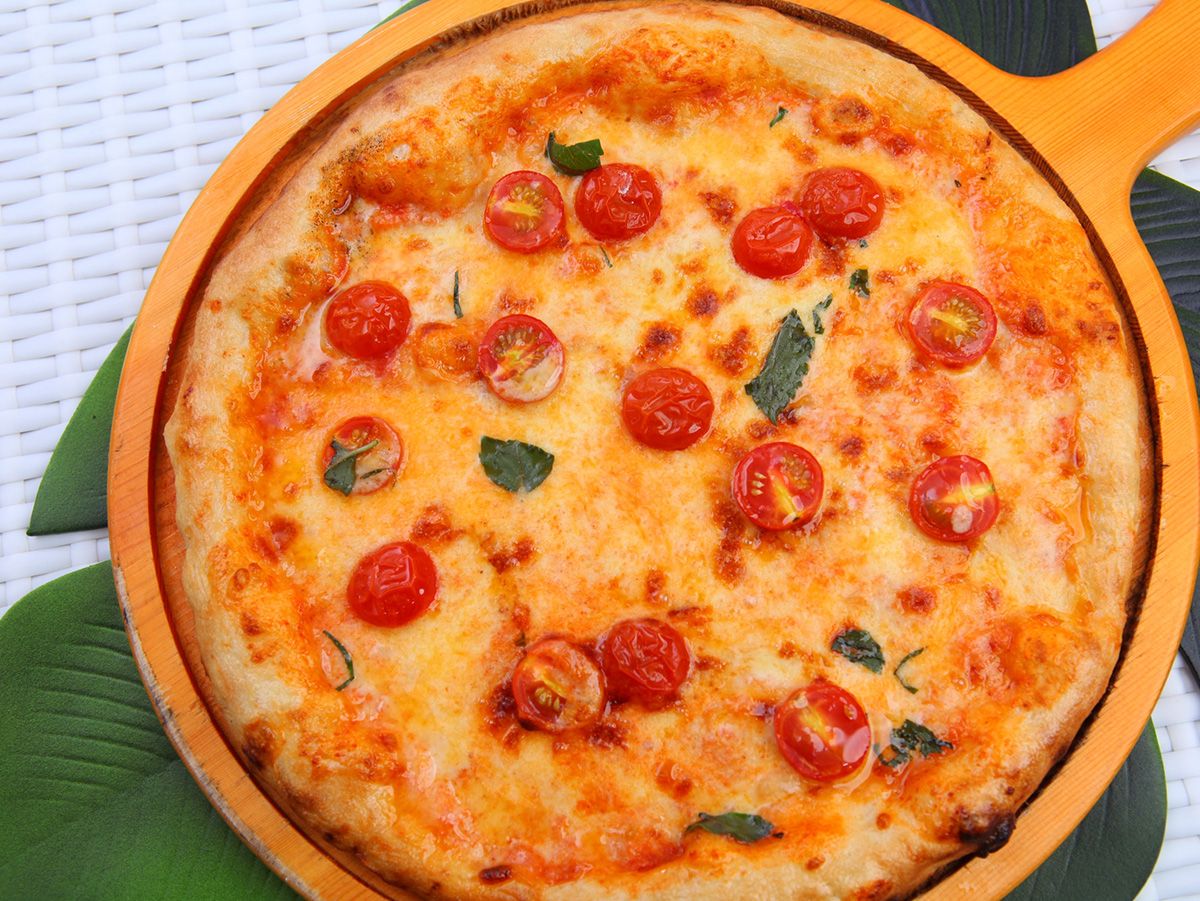 Classic Margherita Pizza
