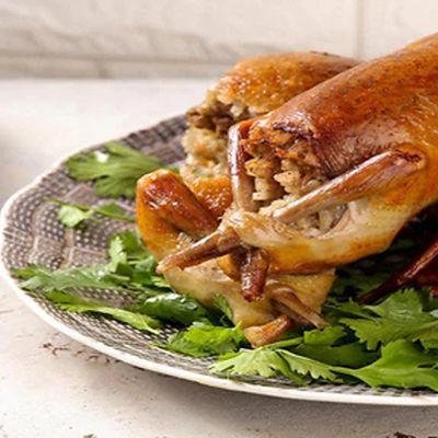 1 pigeon stuffed with rice