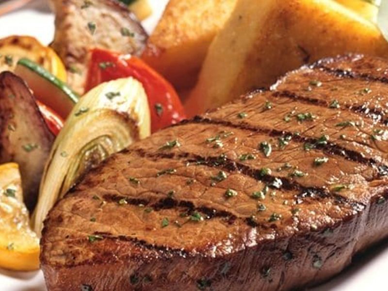 1 kilo grilled meat steak