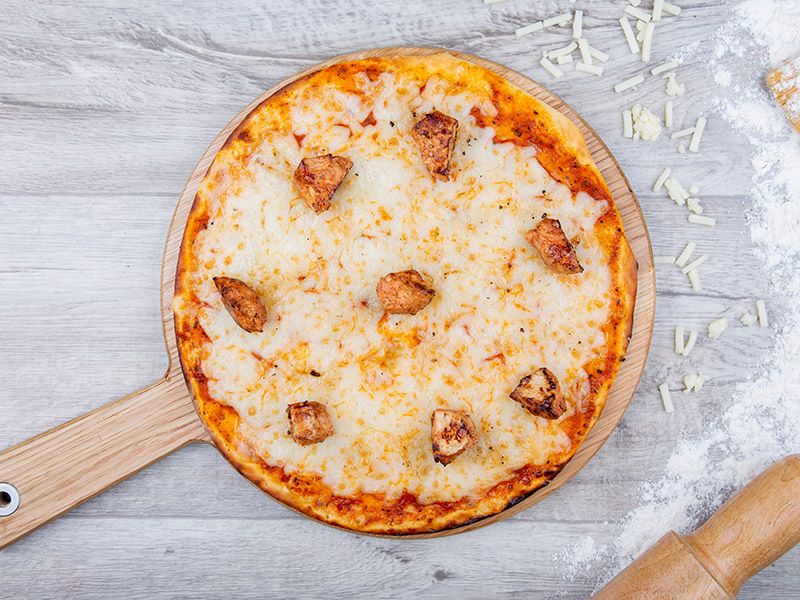 Shish Tawook Pizza