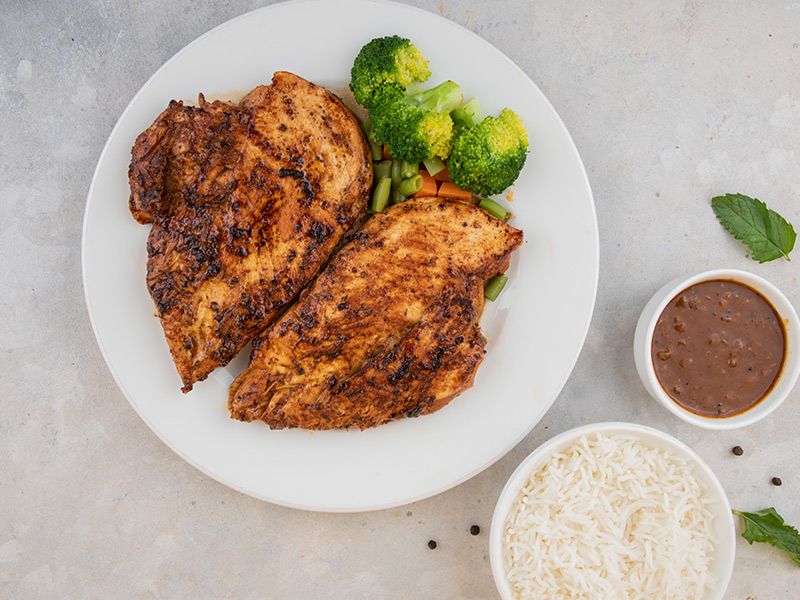 Quarter Grilled Chicken With Bread