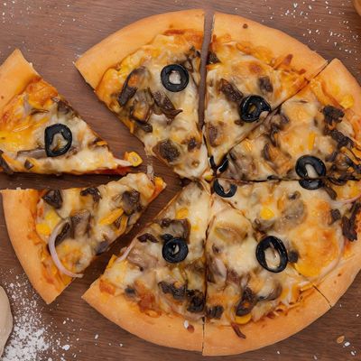 Meat Oriental Pizza