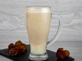 Dates With Milk Juice