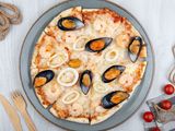 Seafood Pizza
