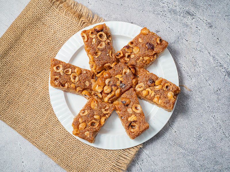 Basbousa With Nuts