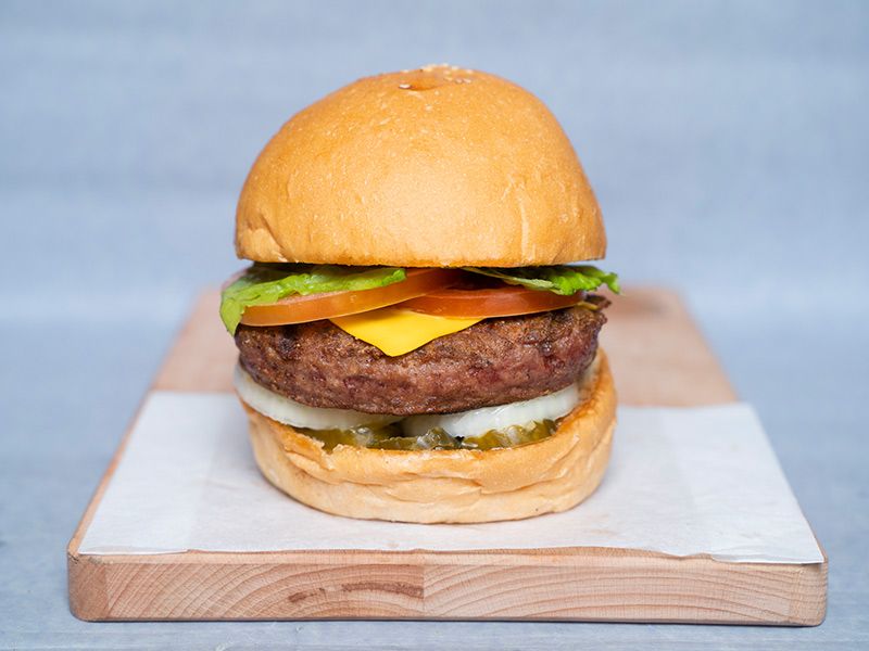 Classic Deluxe Burger