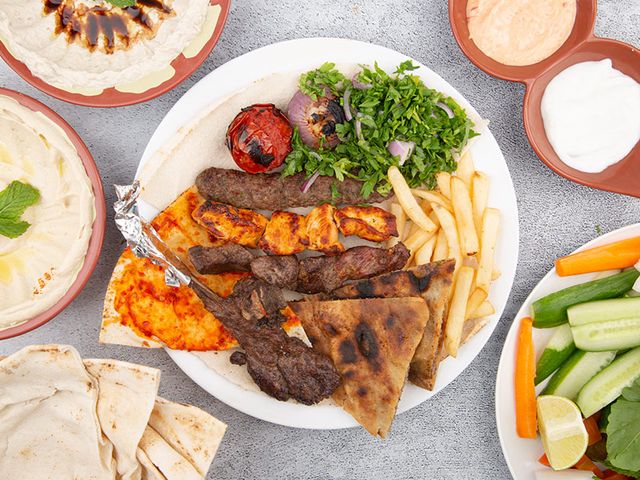 Chicken And 1/4 Kilo Kofta Offer