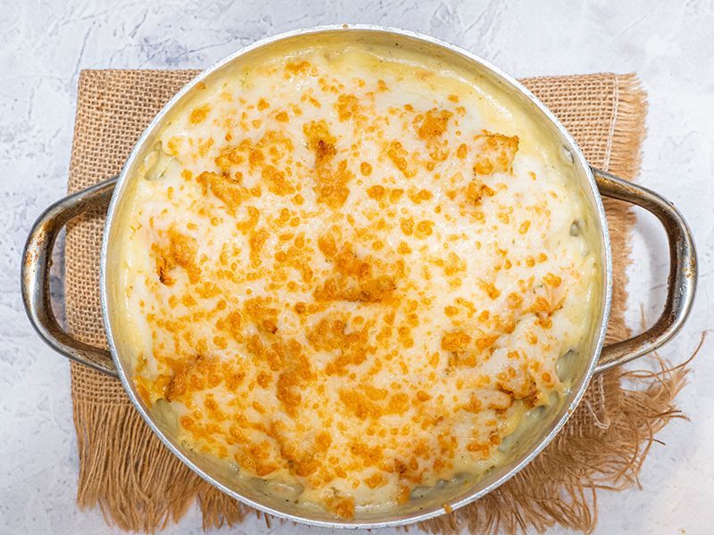 Bechamel pasta with meat