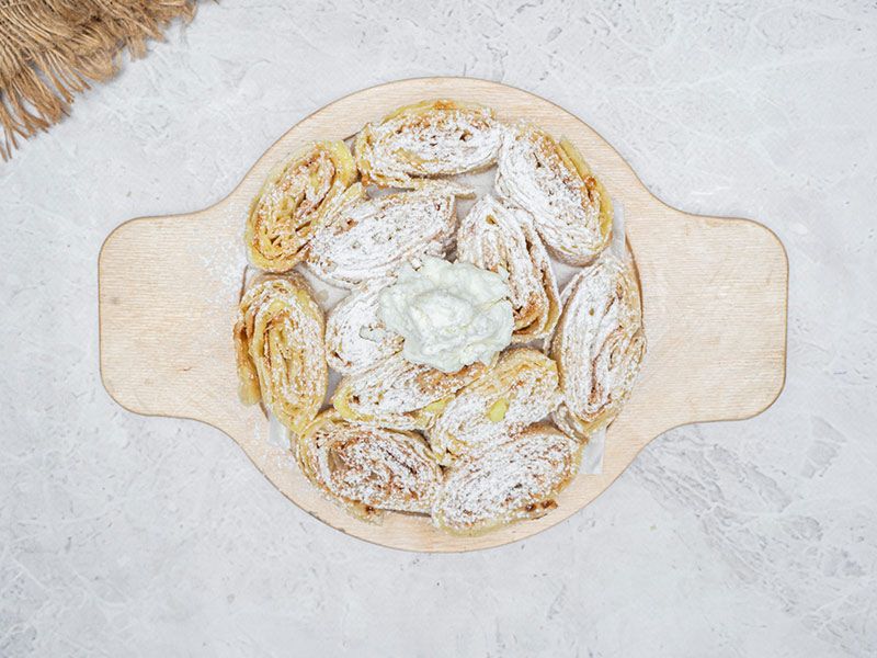 Custard With Qeshta Pie