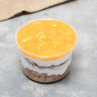 Bowl Of Rizo Kunafa With Mango