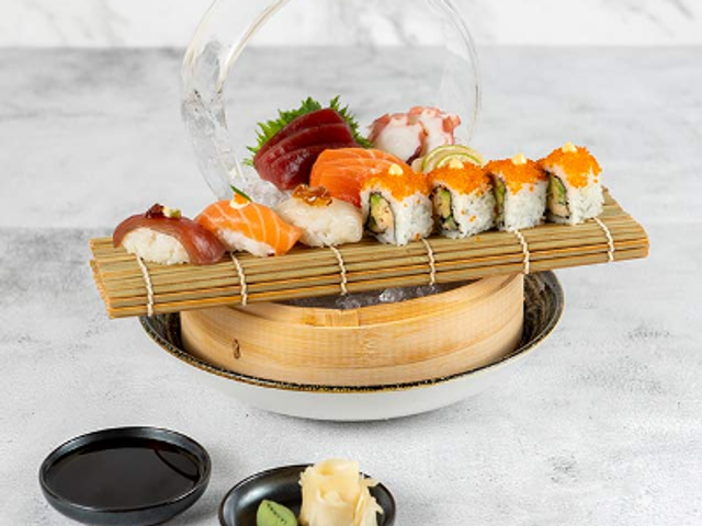 Nigiri Tuna Ebi Sushi
