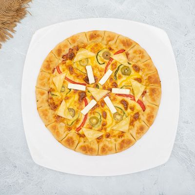 Mix Cheese Italian Pizza