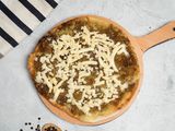 Thyme Manoucheh With Mozzarella Cheese