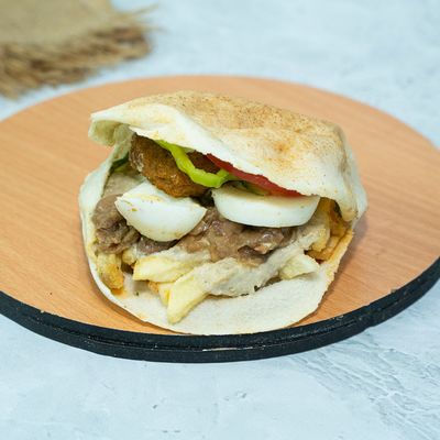 Qonbelat El Gezawy Sandwich