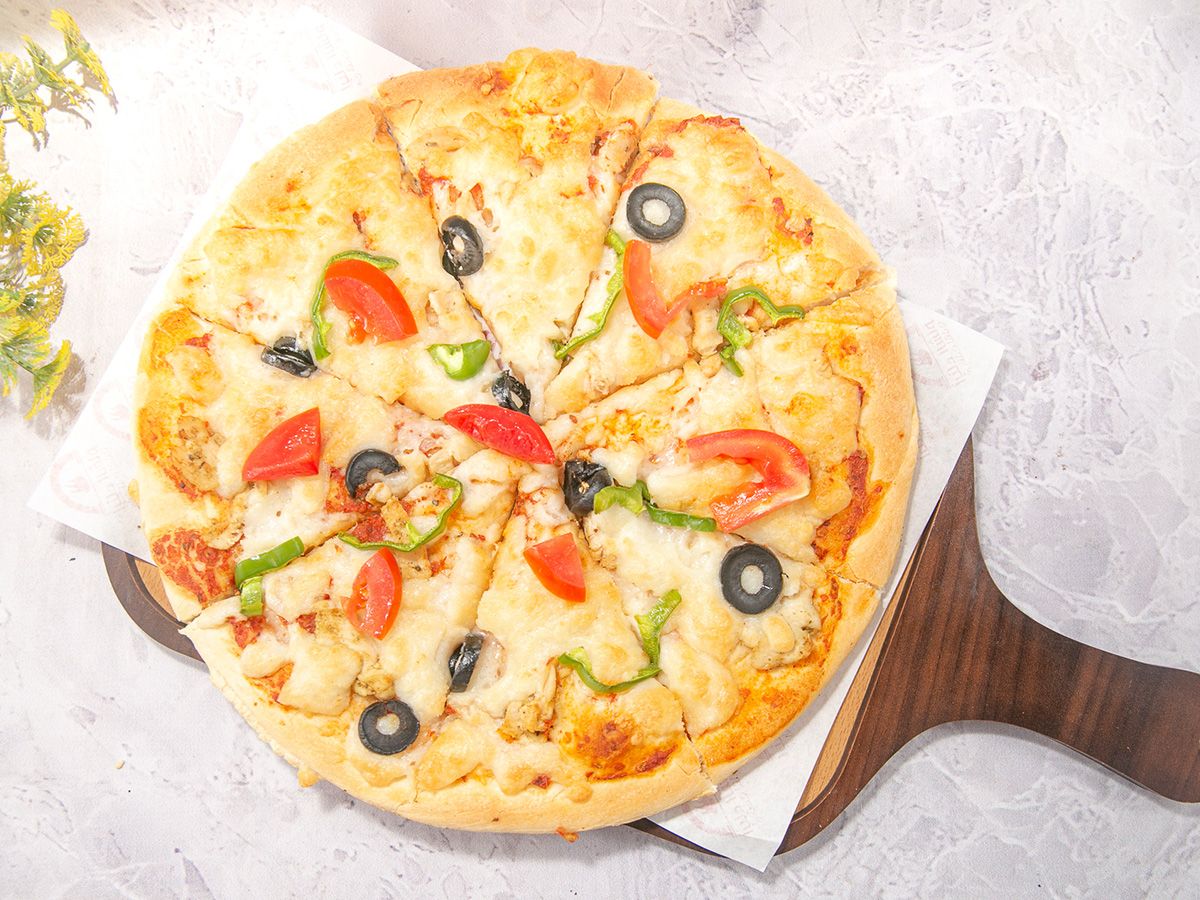 Vegetables Margherita Pizza