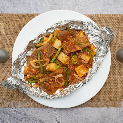 Meat and potato pastry