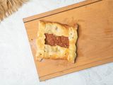 Meat on Dough Manoucheh