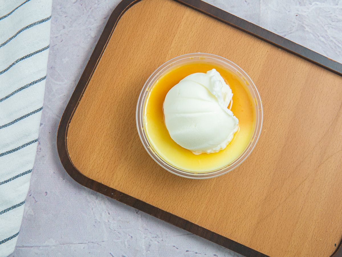 Crème caramel with ice cream