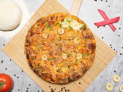 Pizza With Oriental Baladi Sausage