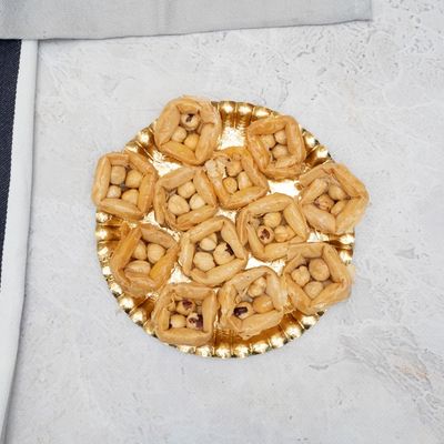 Aswer Baklava With Hazelnuts