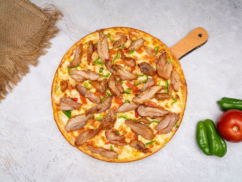 Chicken Shawerma Pizza