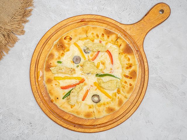 Crispy Chicken Italian Pizza