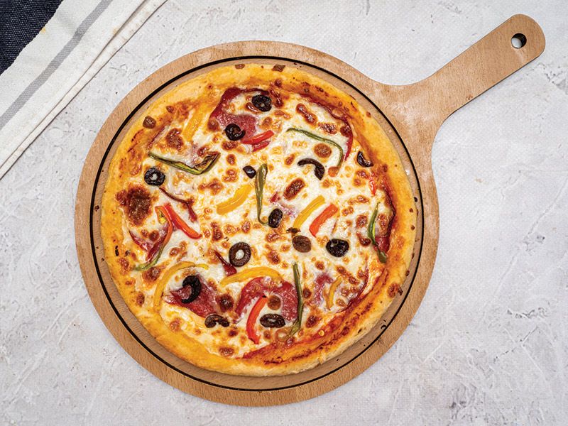Salami Pizza