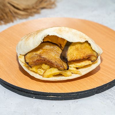 ساندويتش بطاطس مع باذنجان
