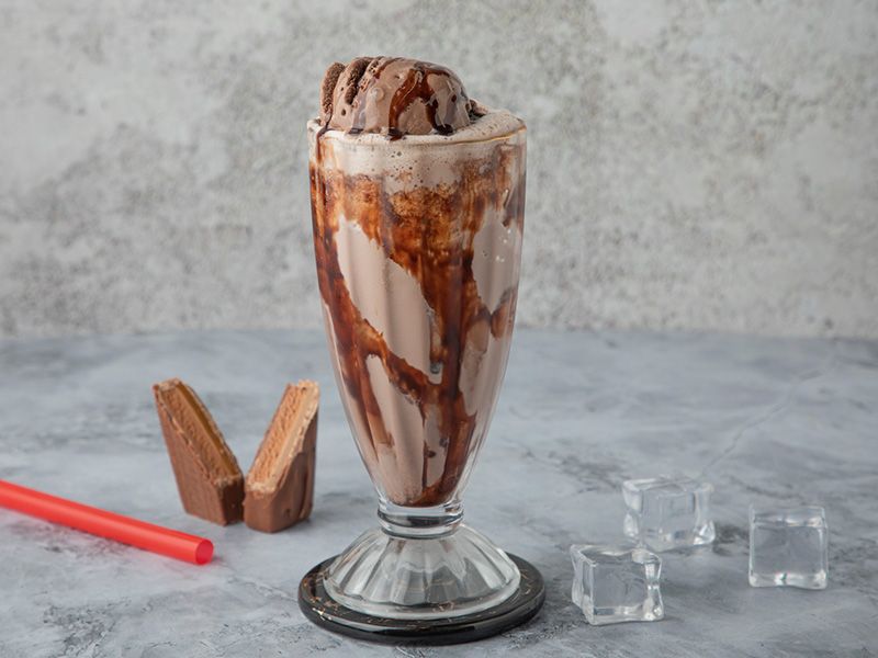 Dana Zinger Cafe delivery service in UAE Talabat