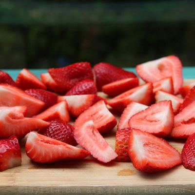 Strawberry juice with milk