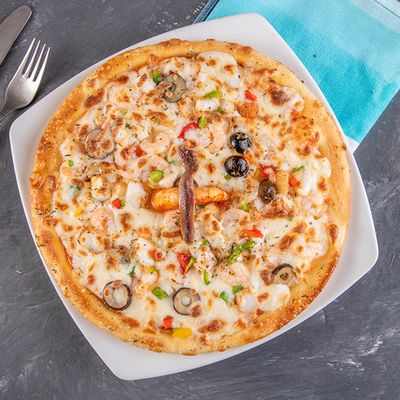 Seafood Pizza