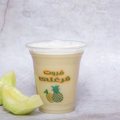 Sugarcane juice with cantaloupe