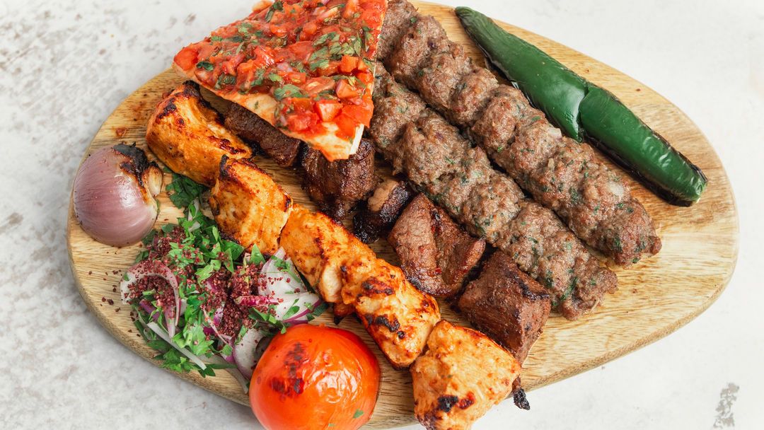 1/4 Kilo Mix Kebab Meal