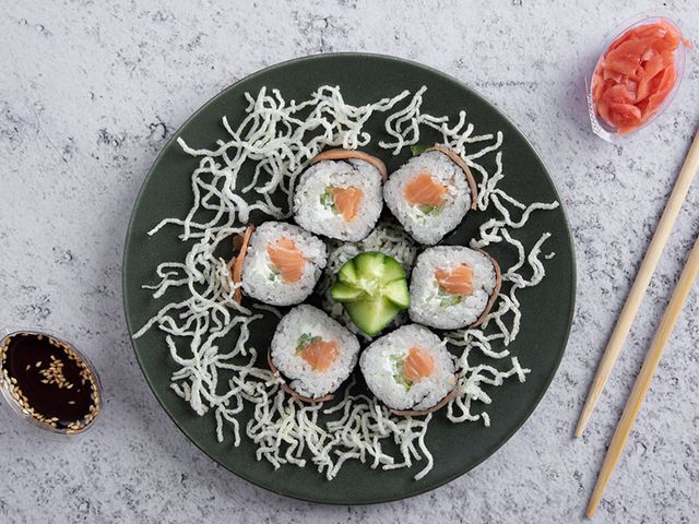 Salmon Dynamite - 6 Pieces