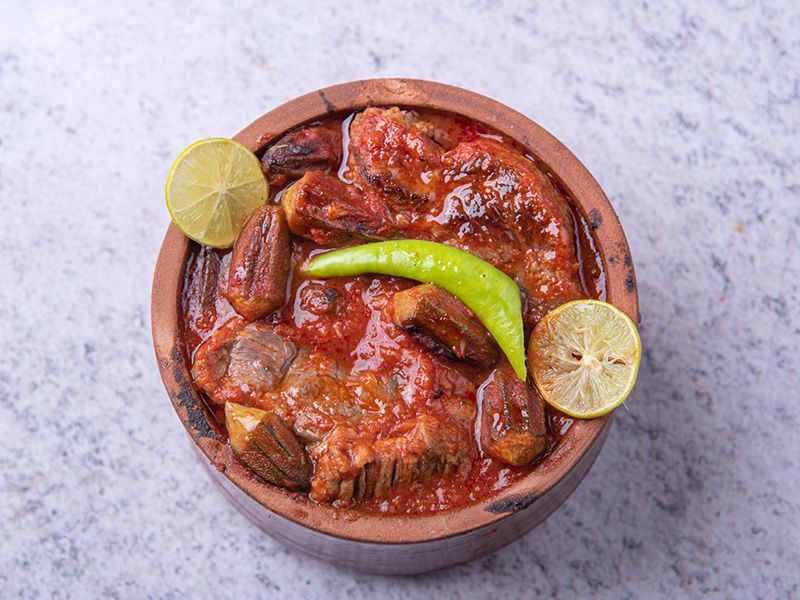 Okra with meat