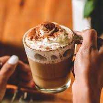 Cinnamon Roll Latte Hot