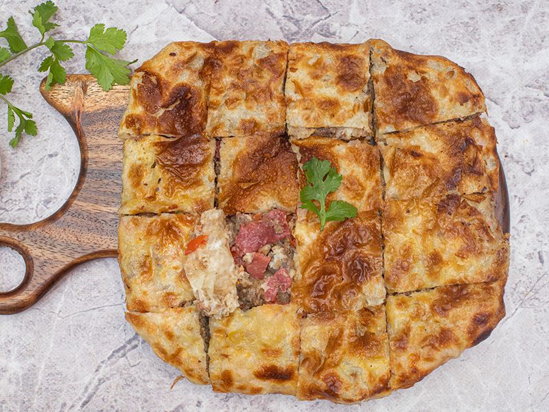 El Zaaim Mix Meat Pie