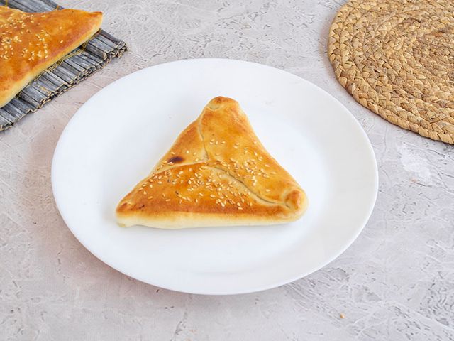 Halloumi Cheese Manoucheh