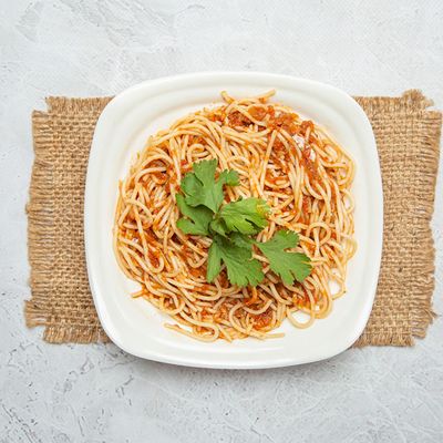 سباغيتي بصلصة الطماطم