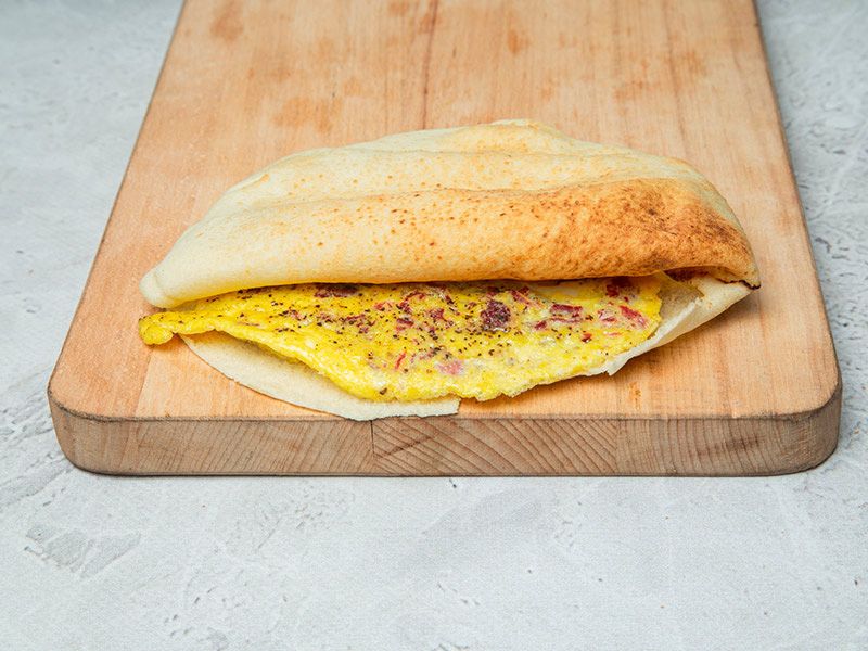 Omelette With Pastrami Sandwich