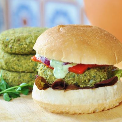 Falafel burger for luncheon