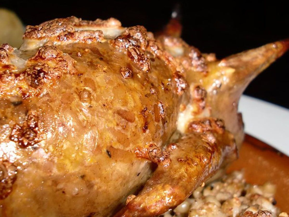 Hammam Stuffed With Freekh (1 piece)