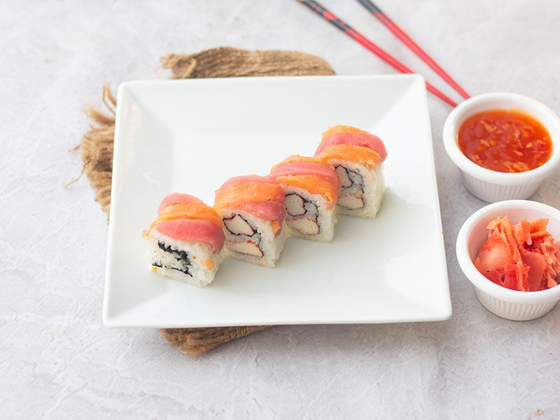 Ura Shrimp Crab Roll 4 Pieces