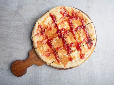 Jam With Qeshta Pie