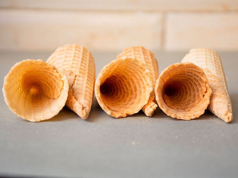 3 Empty Cono