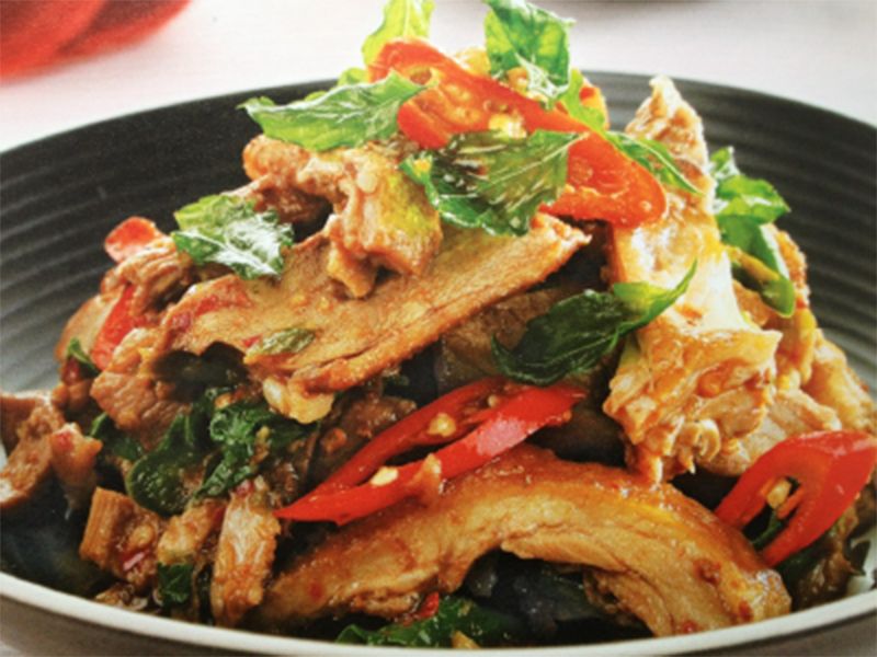 27.yam Ped Yang Salad