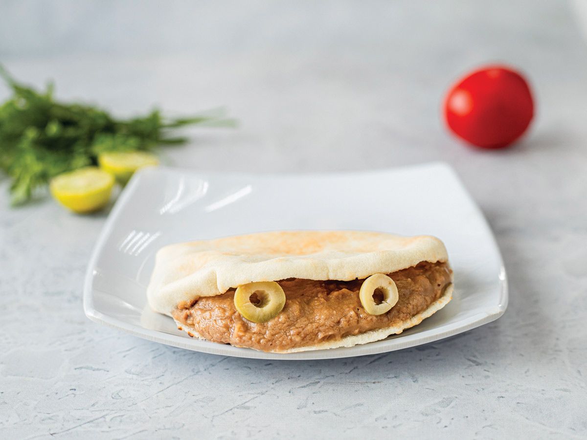 Olive Oil Foul Sandwich