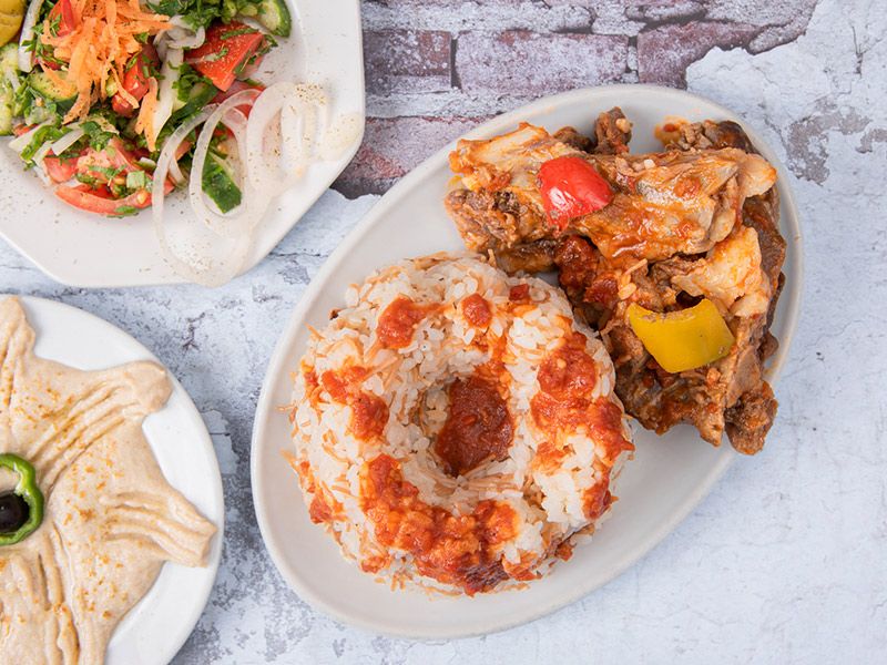 Fatteh With Kandouz Meat Platter