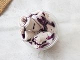 Blueberry ice roll